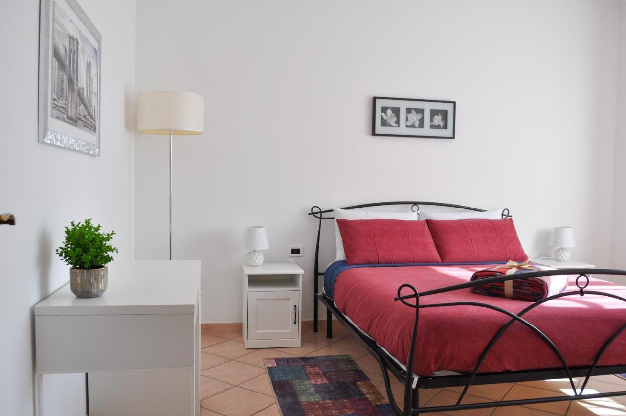 تْشيرتوسا دي بافِيا B&B Sarita'S Rooms المظهر الخارجي الصورة